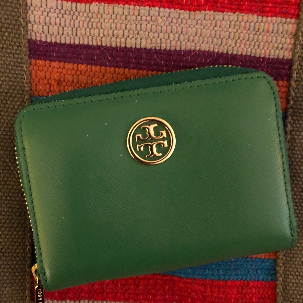 Tory burch wallet